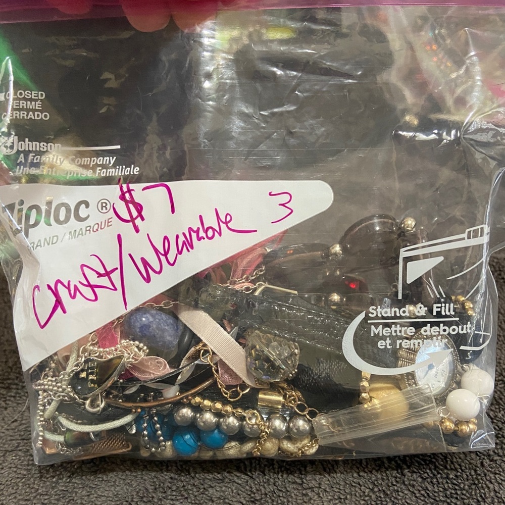 Craft/wearable jewelry lot